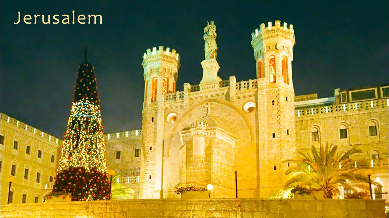 С Рождеством Христовым из Иерусалима. Красивая иллюминация ночного города