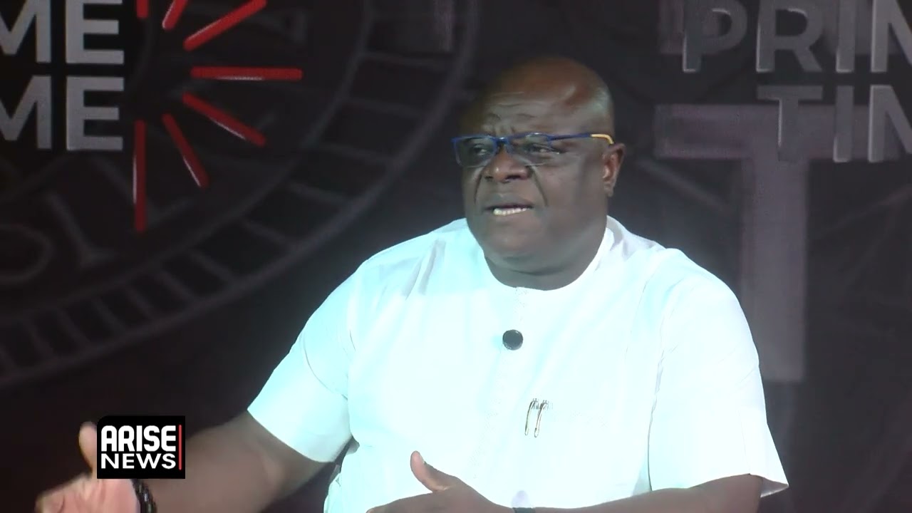 К сожалению для председателя INEC, скандал вокруг него начался слишком рано, - Аденийи.