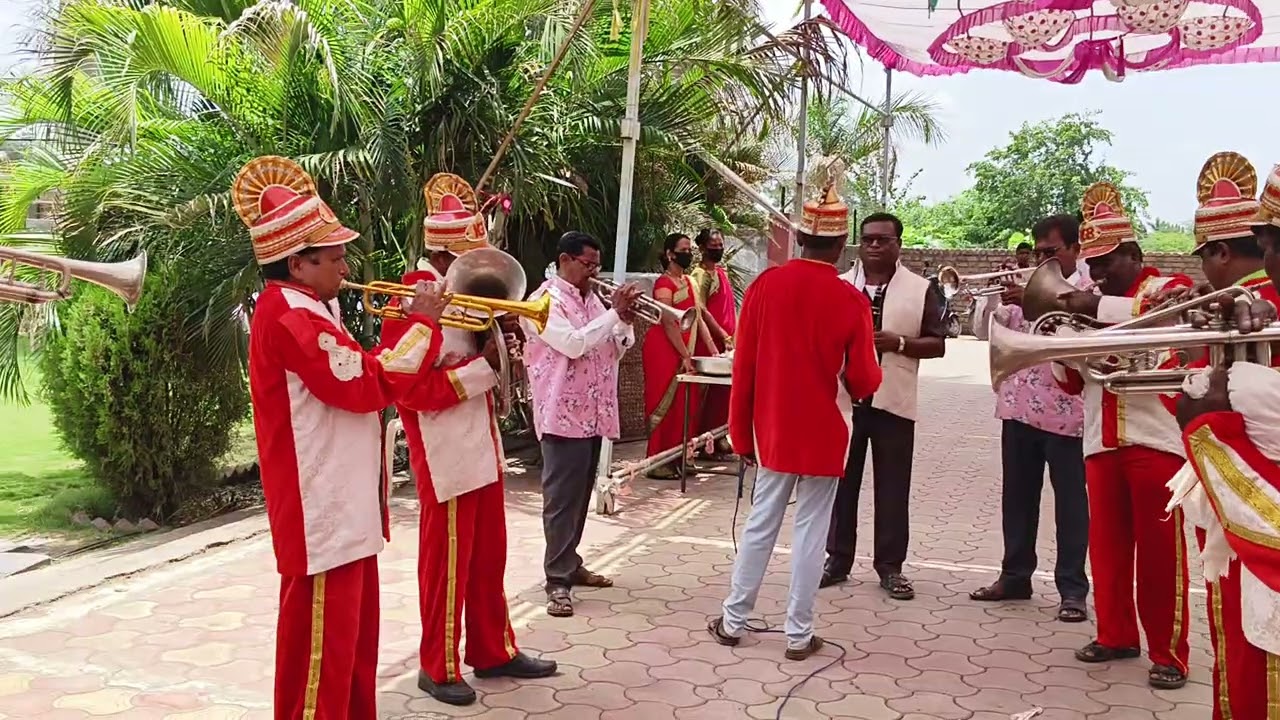 बाई माझ्या g.. दुधात नाही पाणी गवळण. दिपक ब्रास बँड माजलगाव.