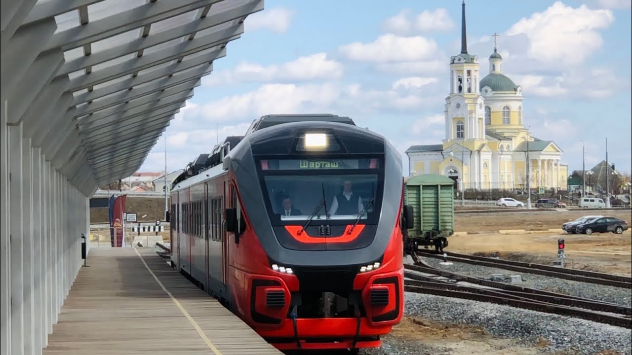 Отправление дизель-поезда РА3-050 «Орлан», станция Верхняя Пышма-Музей, г. Верхняя Пышма.