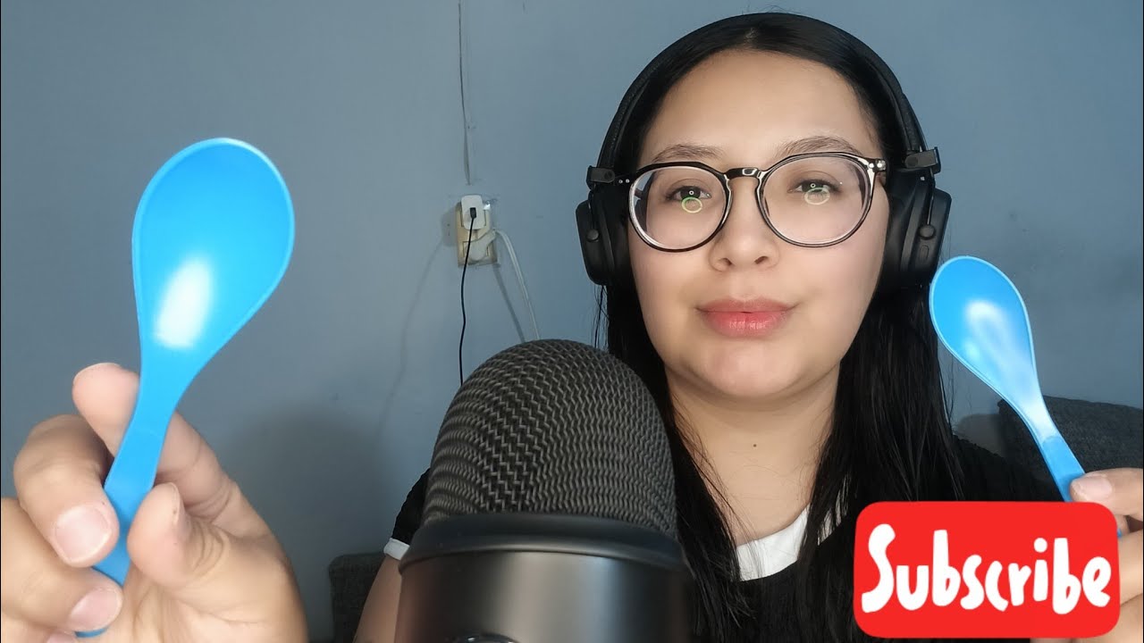 ASMR- CON CUCHARA 🥄🥄👅 
