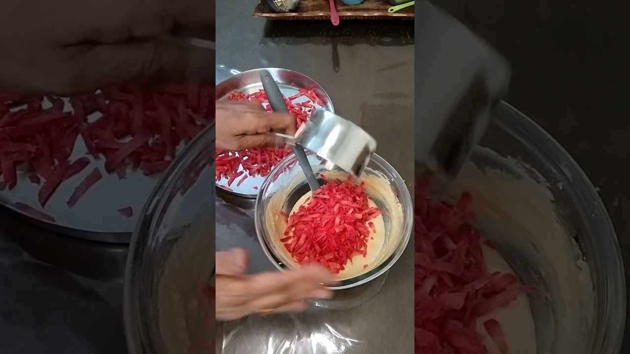 बिना चीनी, बिना मैदा, बिना ओवन, बिना मोल्ड बिना अंडा गाजर घी केक 