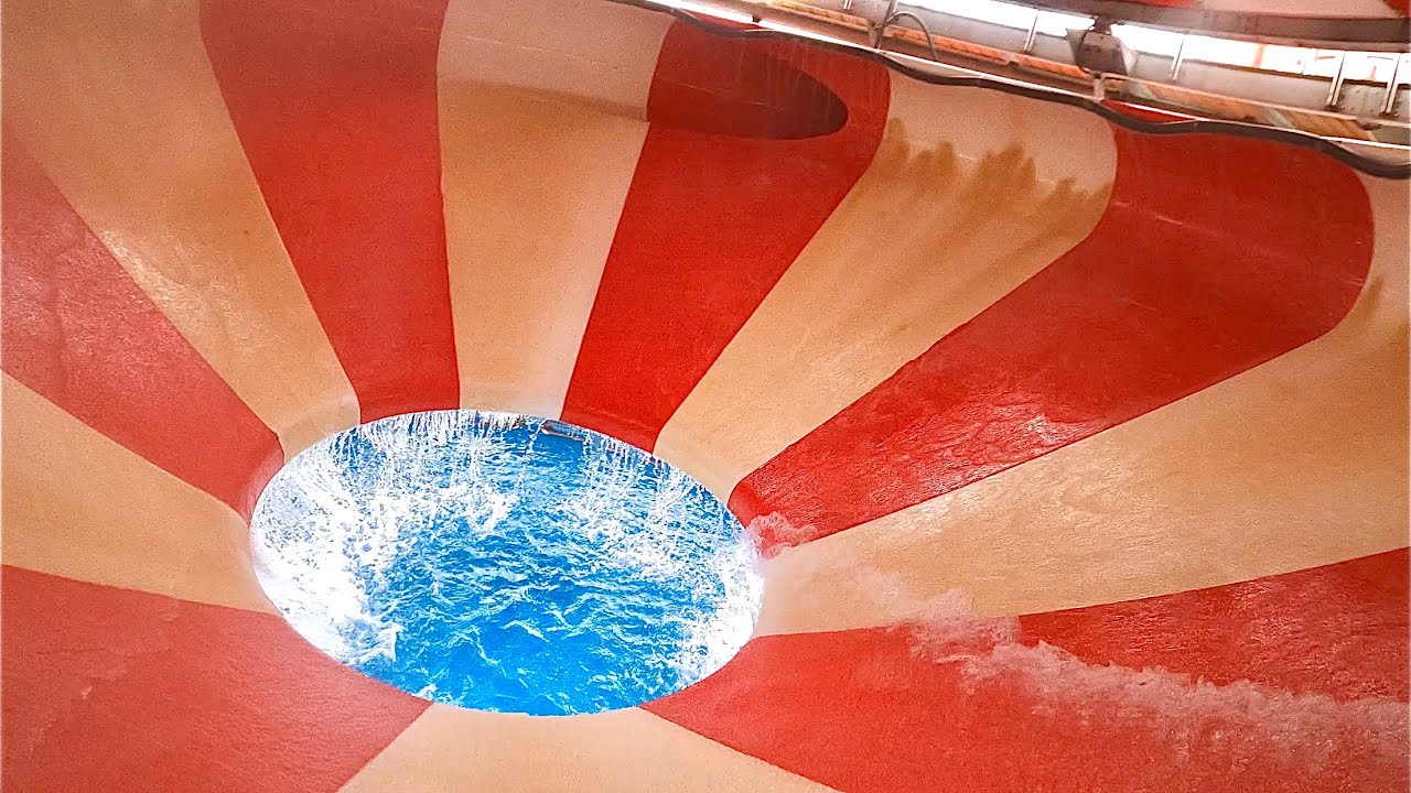 Space Bowl Waterslide at Aquapark Wrocław (Multimedia Slide)