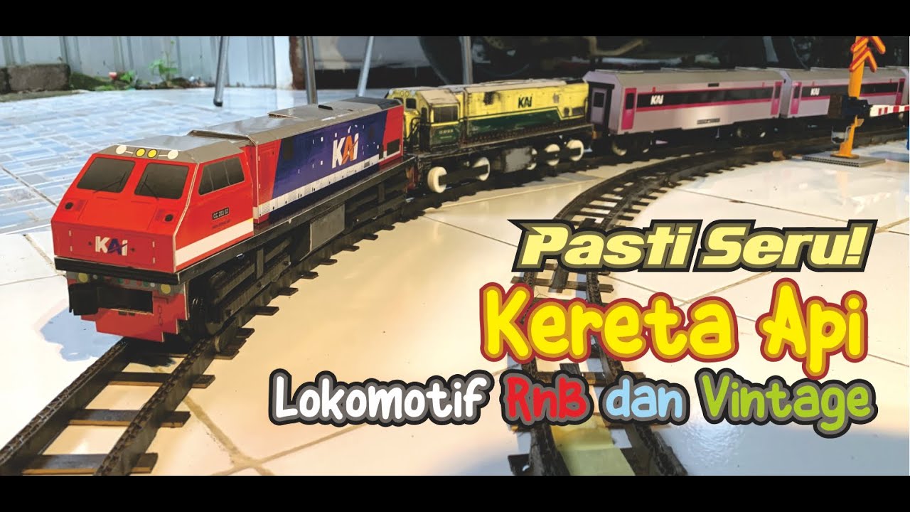 Kereta Api Lokomotif RnB dan Vintage, Pasti Seru! 