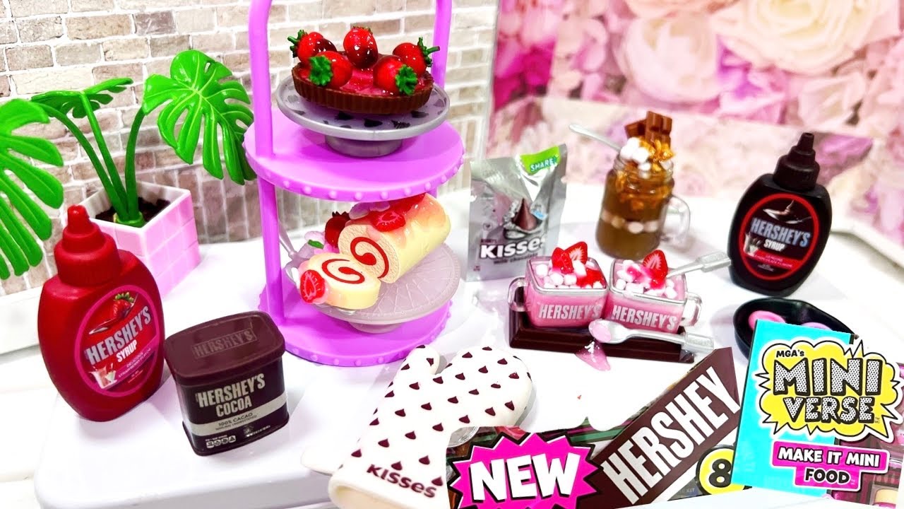 New #Miniverse Hershey MultiPack - Unboxing & Make Strawberry Chocolate Desserts