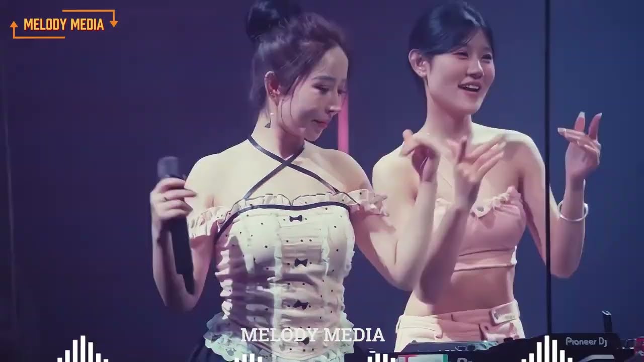 Mashup 15 in 1 - Nhạc Remix TikTok Triệu View Melody Remix Hay ♫ Top 15 Nhạc TikTok Hay Nhất 2025