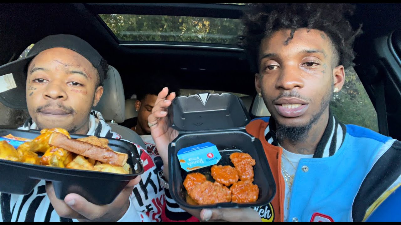 САМЫЙ СМЕШНОЙ MUKBANKG НА СВЕТЕ! СПОРЮ С FLASHZOP'ОМ! 🤣🤦🏾‍♂️🍗