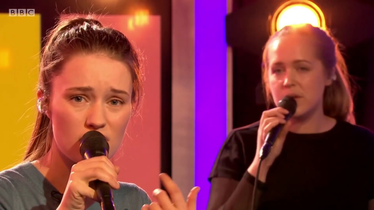 Sigrid on The One Show performing Strangers. 26 Jan 2018. HD