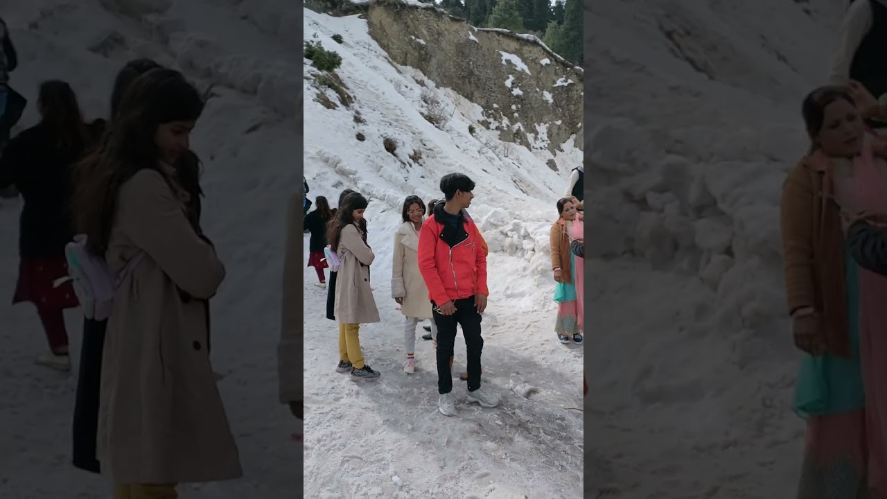 Murree tour moments #shorts #youtubeshorts #murree #murreeweather #winter