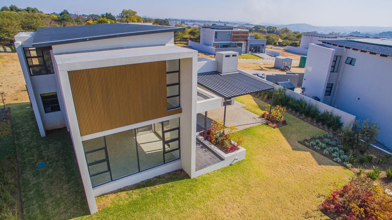 BRAND NEW 3 AND 4 BEDROOM DOUIBLE STORY HOMES IN  St George's Jackal Creek Golf Estate