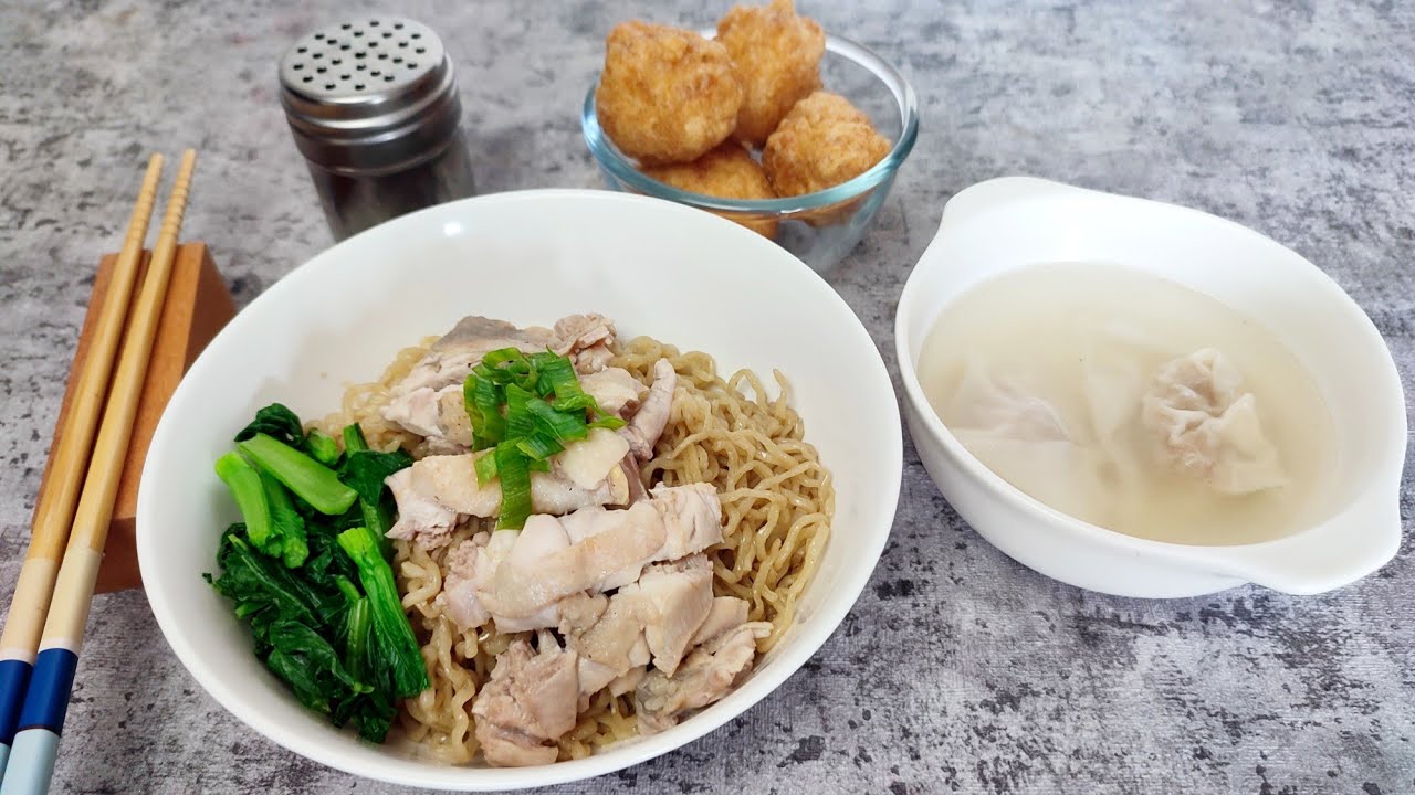 MIE AYAM KAMPUNG ala Chinese Restaurant. Gurih dan nikmat!