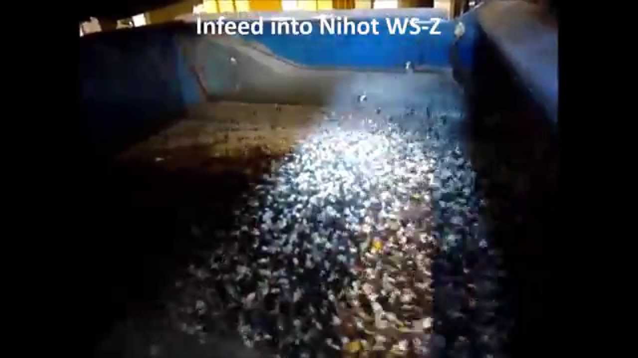 Nihot Recycling Windshifter WS-Z on car scrap (ASR)