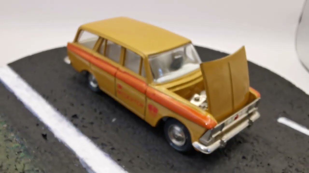 Moskvich 427 A4, AZLK Dealer edition, scale 1:43 USSR. Москвич 427 А4, 1:43, СССР, Дилърски. 