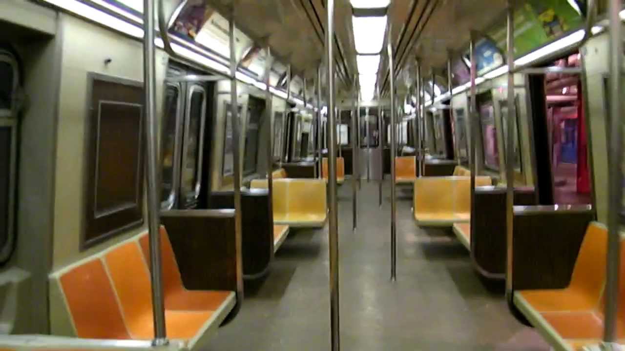 A look at a set of R46 in the Transit Museum