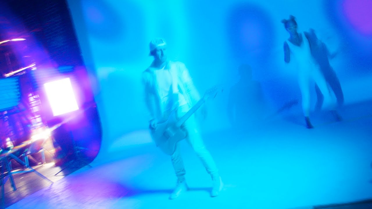 MISCHO - Bother You (Official Vibe Video)