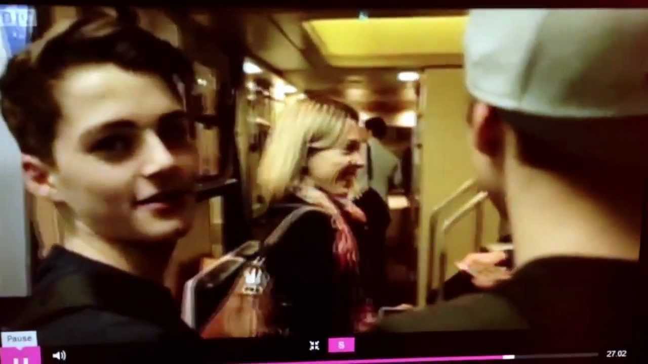 Jack and Finn Harries - BBC News [HD]