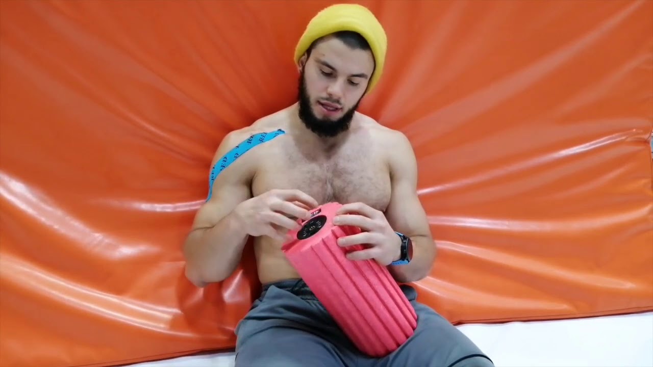 Массажный ролик с вибрацией RED Skill