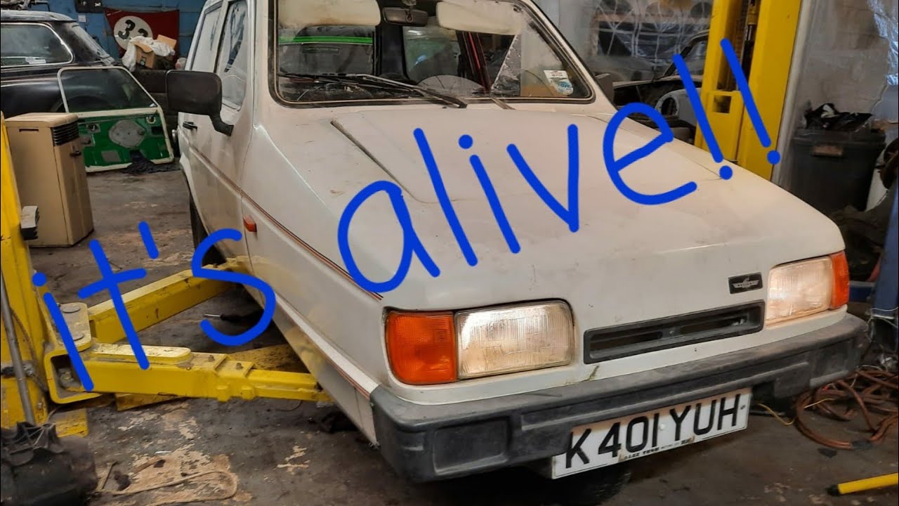 Reliant Robin - Part 12 - exhausting and electrics ...but first lets un-stick the front brakes...