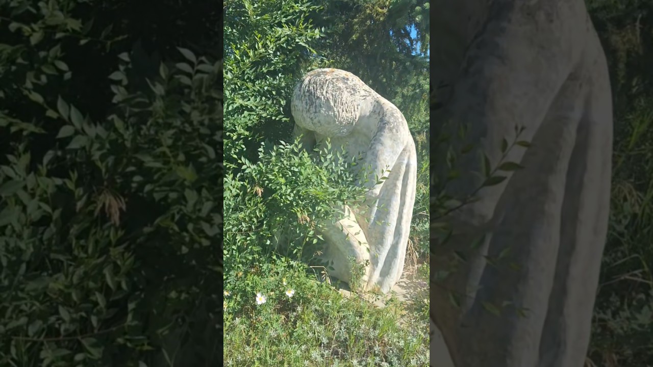 Hidden rock sculpture. 