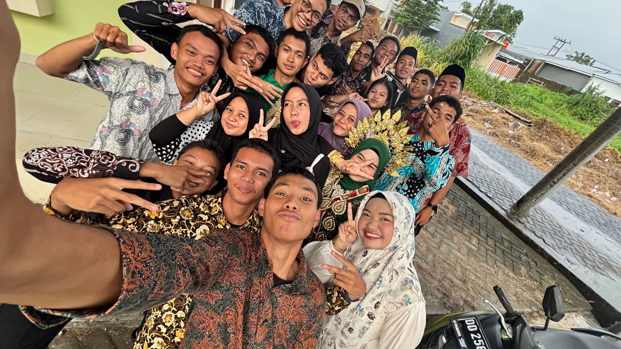 TUGAS DRAMA MULOK XII.2 “SIRIKNA JANJI” 