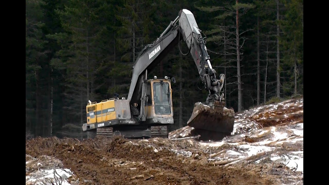Åkerman EC230B With Tilt Bucket