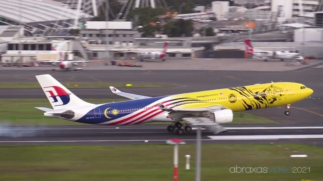 Malaysia Airlines (Harimau Malaya) A330-323 [9M-MTG] - Arrival at Sydney