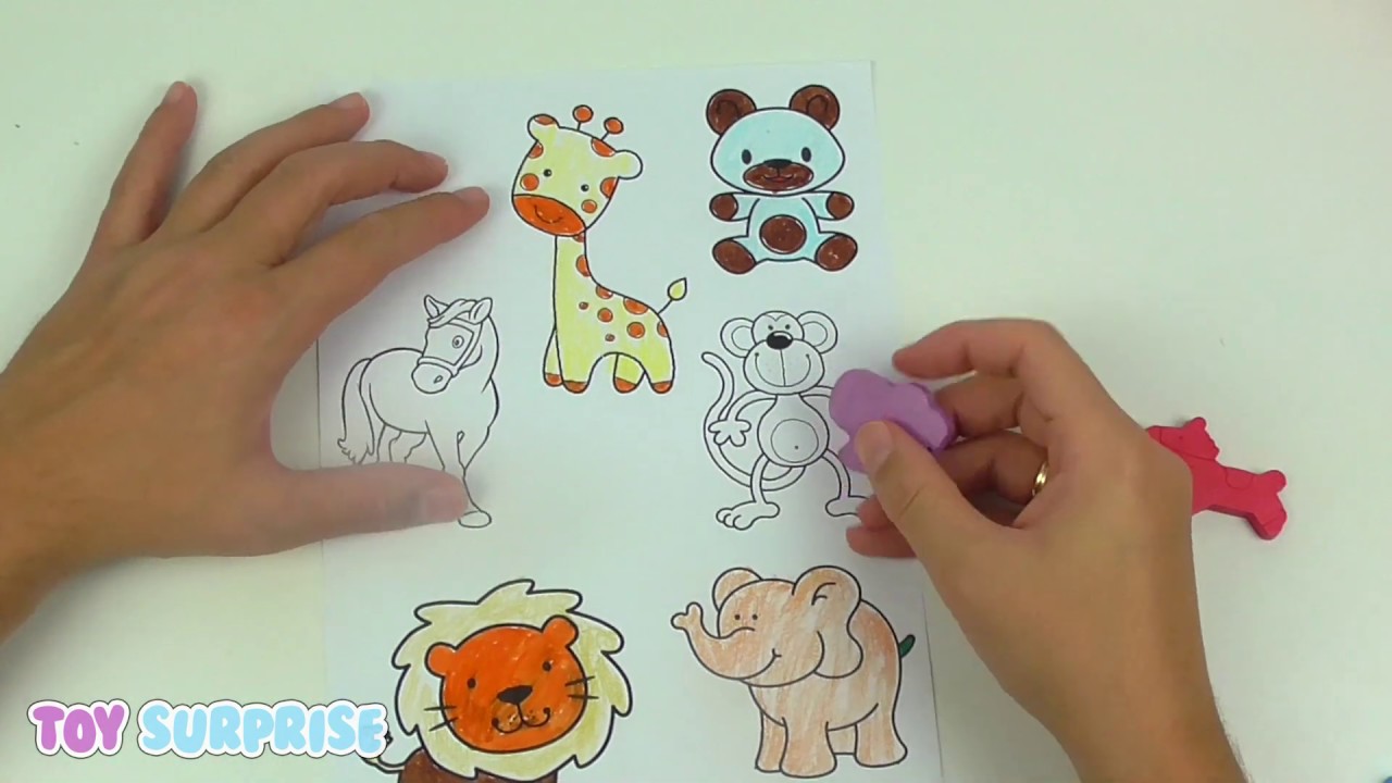 Los colores en español y en inglés para niños coloreando animales