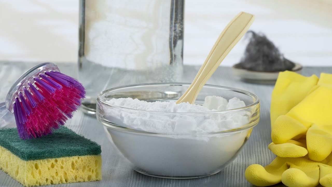 Solutii naturale pentru curatarea mobilierului din bucatarie