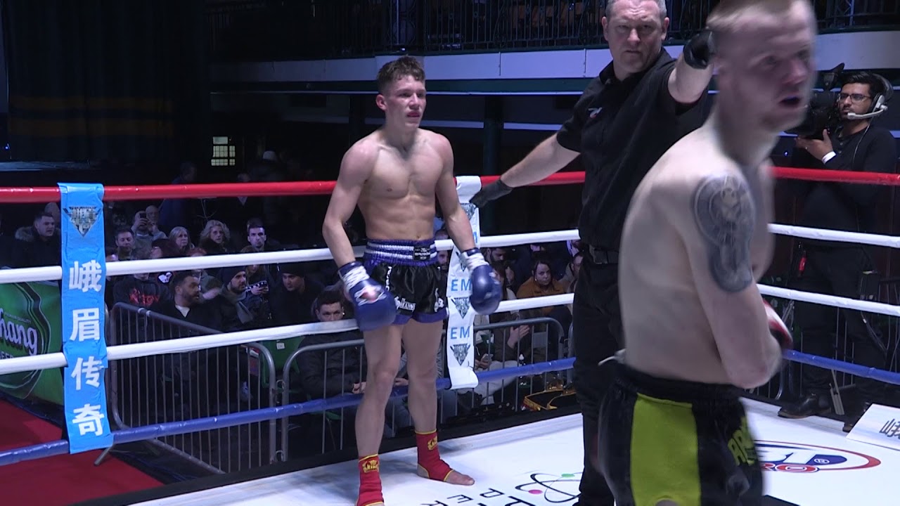 SFS V The Art of War: Robert Barry  v  Joe Himsworth