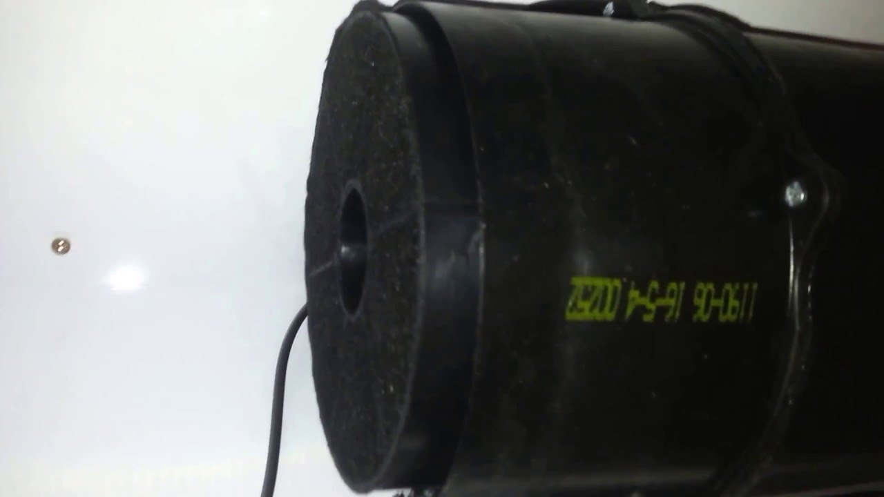 Montaż filtr&oacute;w węglowych okap kuchenny Amica