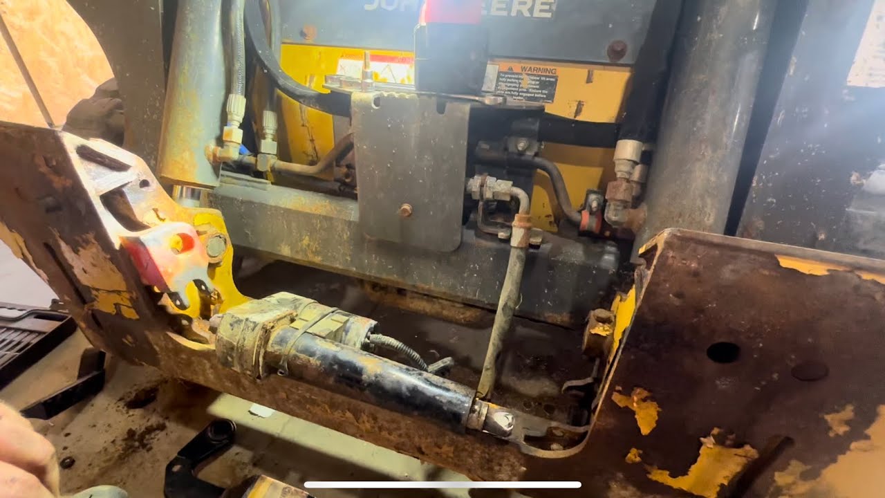 John Deere ELECTRIC to MANUAL quick attach