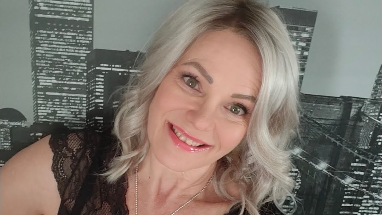 Topper Wave in colour Platinum Blond - Grey Root by Belle Madame ❤️