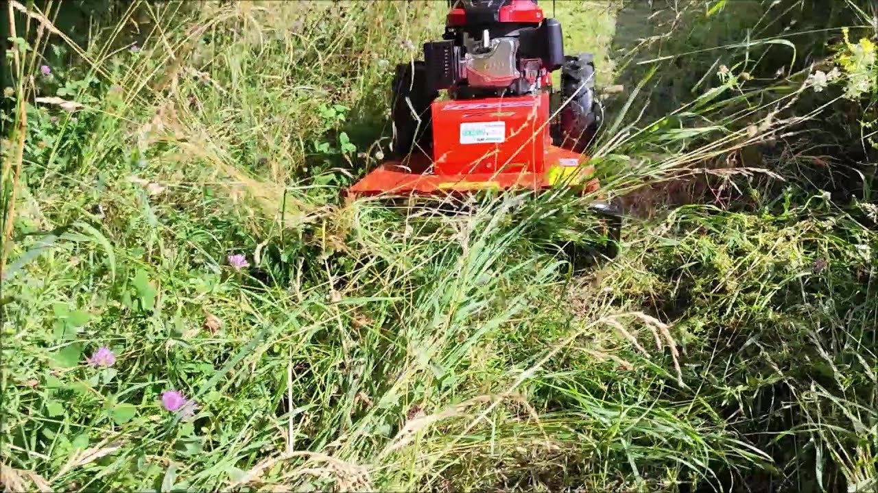 DECESPUGLIATORE TRIMMER SFALCIATUTTO SEMOVENTE TEKNA TR 70 - LAMA ROTANTE -RUOTE MOTRICI PNEUMATICHE