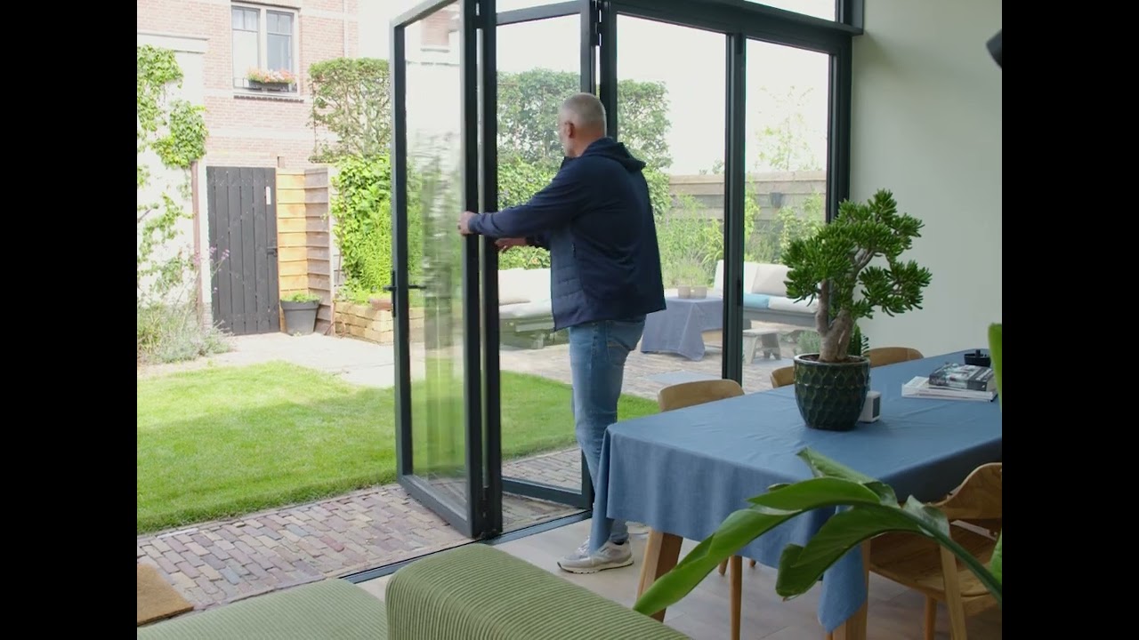 Busscher Serrebouw | Een orangerie met vouwwand in Weesp