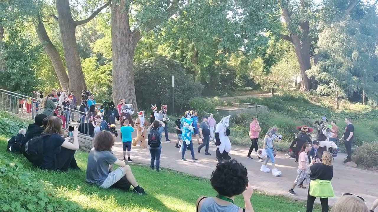 Eurofurence 27 - Fursuit Parade (full, unedited, uncut)