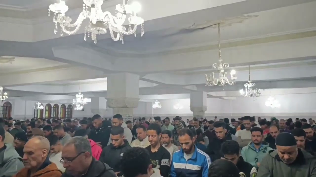صلاة العشاء والتراويح مسجد الأندلس أناسي                 القارئ مصطفى مرير