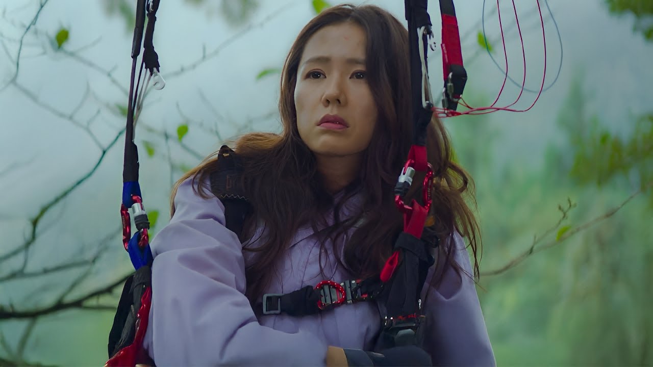 Lost in a forbidden land, she was hunted down but found the destiny of her life