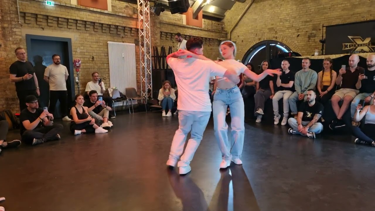 2025 Ritmo Berlin Festival   Cristian & Gabriella   Bachata Sensual 3