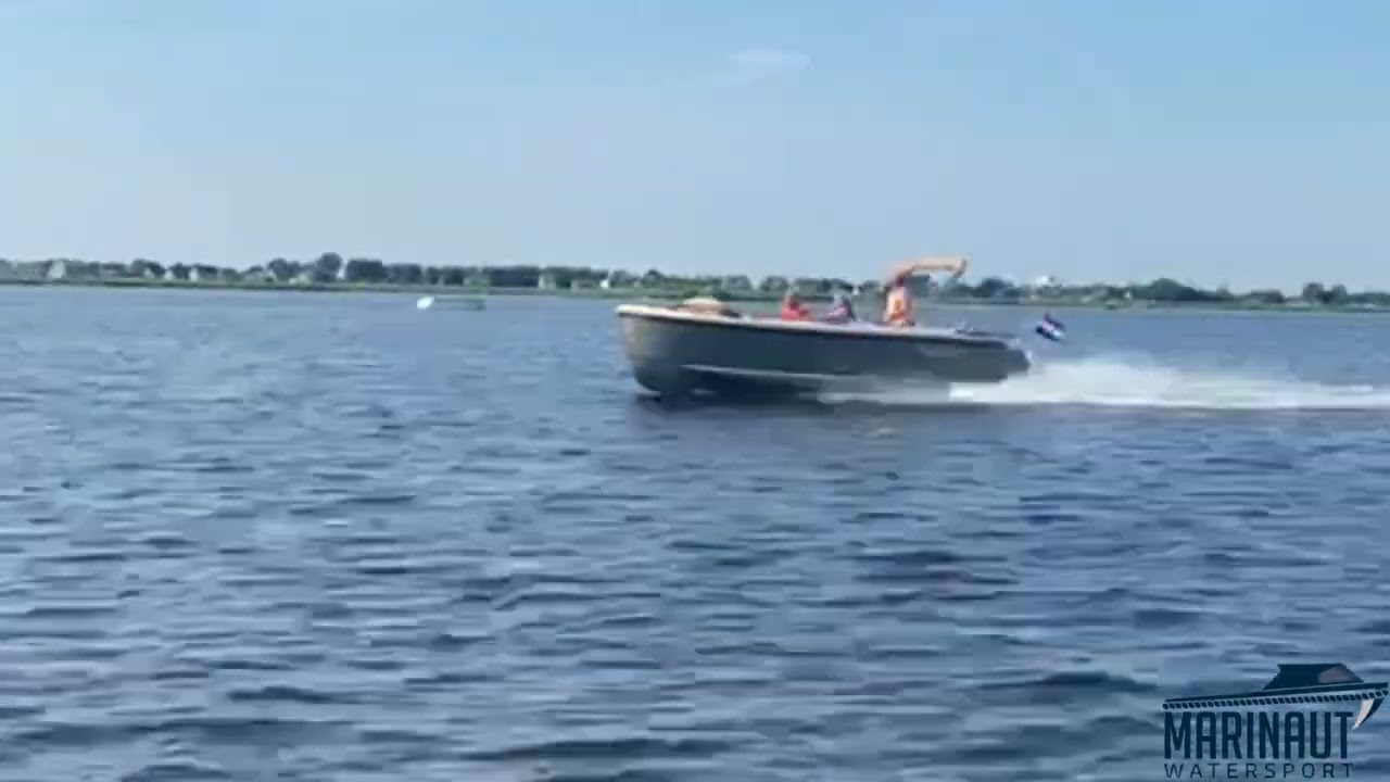 De Lago Amore 733 Tendersloep op het water!