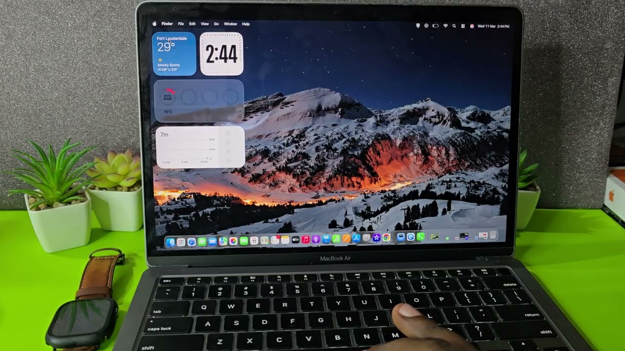 Unlock MacBook with Apple Watch