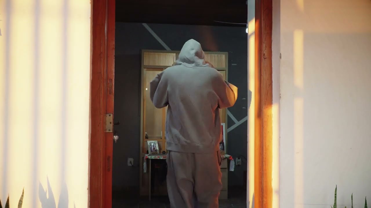 MONÃ - MÃE (Videoclipe Oficial)