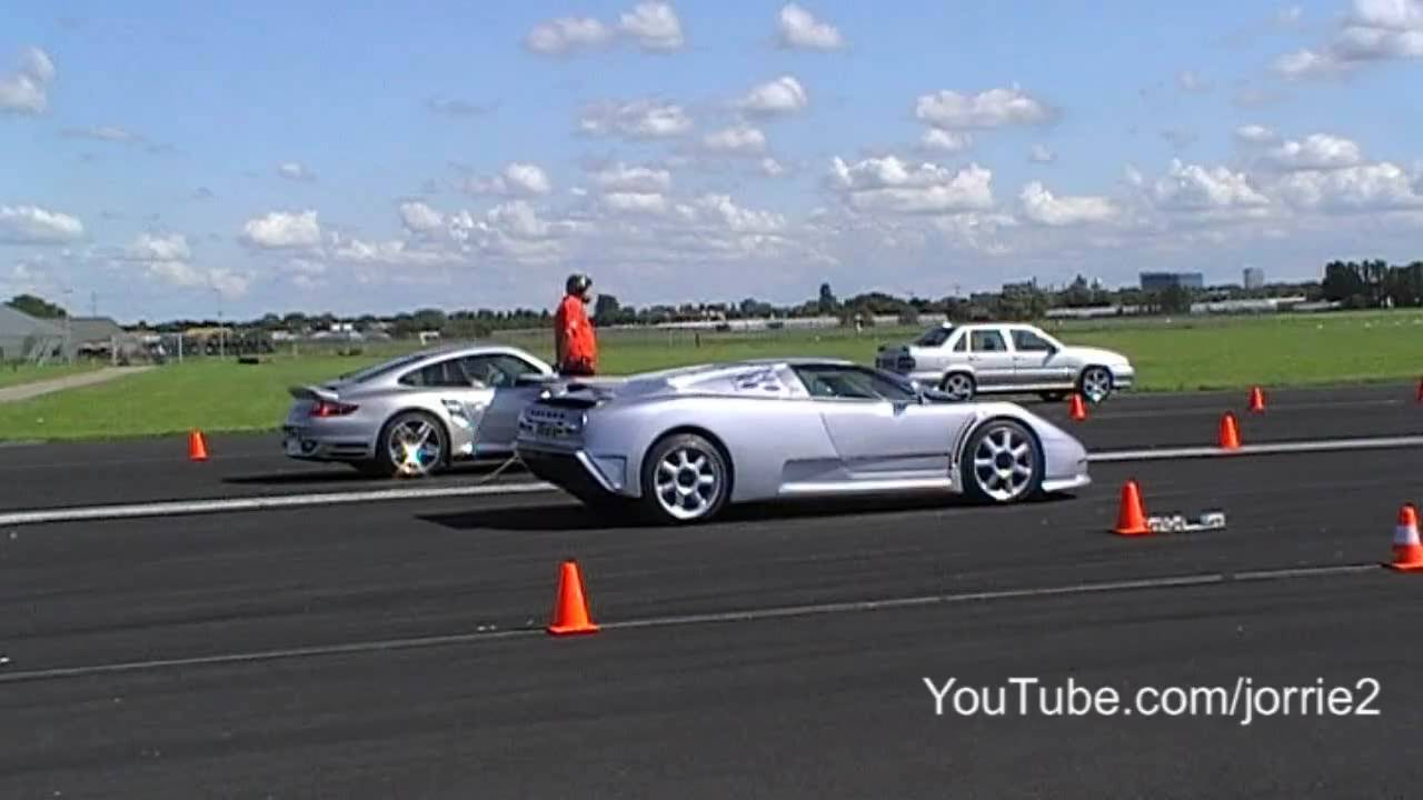 997 Turbo vs. Bugatti EB110 SS airstrip dragrace!