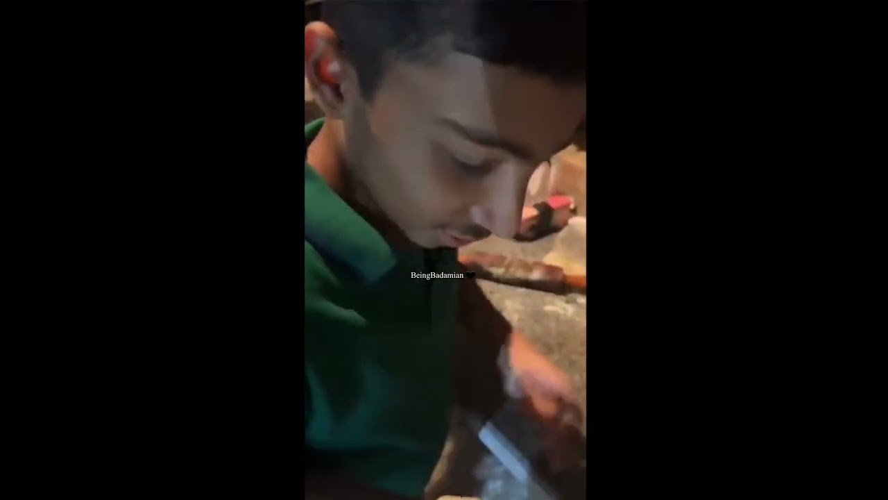 waseem Badami live fro farm house makin Naan in tandoor having fun 😍 😂 #waseembadami