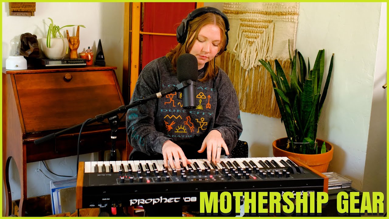 Dave Smith Prophet 08' | Mothership Gear