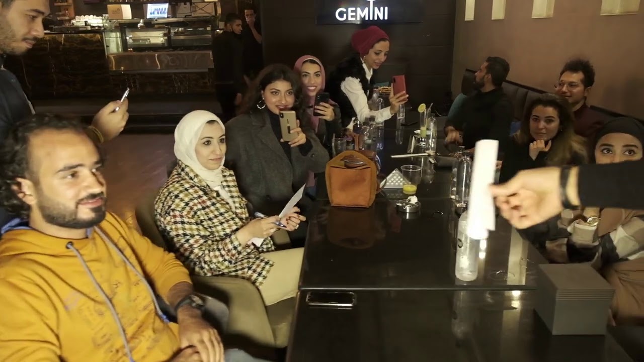 عزام الساحر يستحضر الفنانة رجاء الجداوي 😱 | أحمد السمان