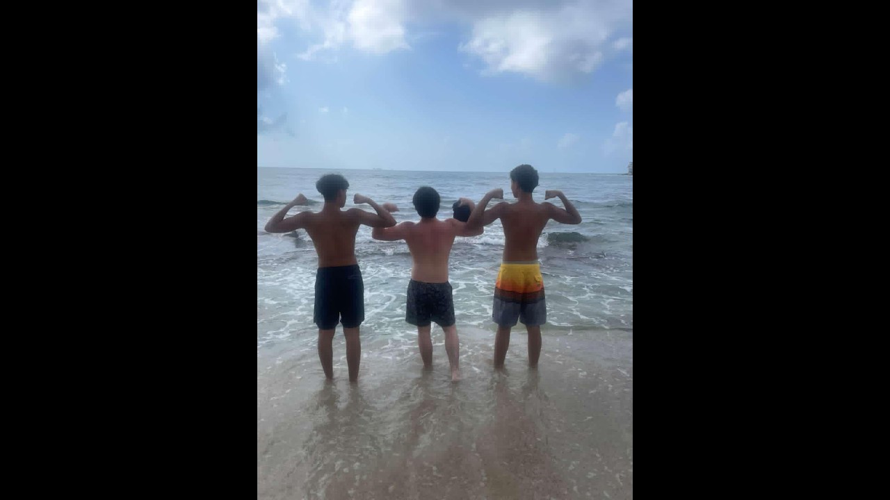 Cabreada con los primos en Roblox
