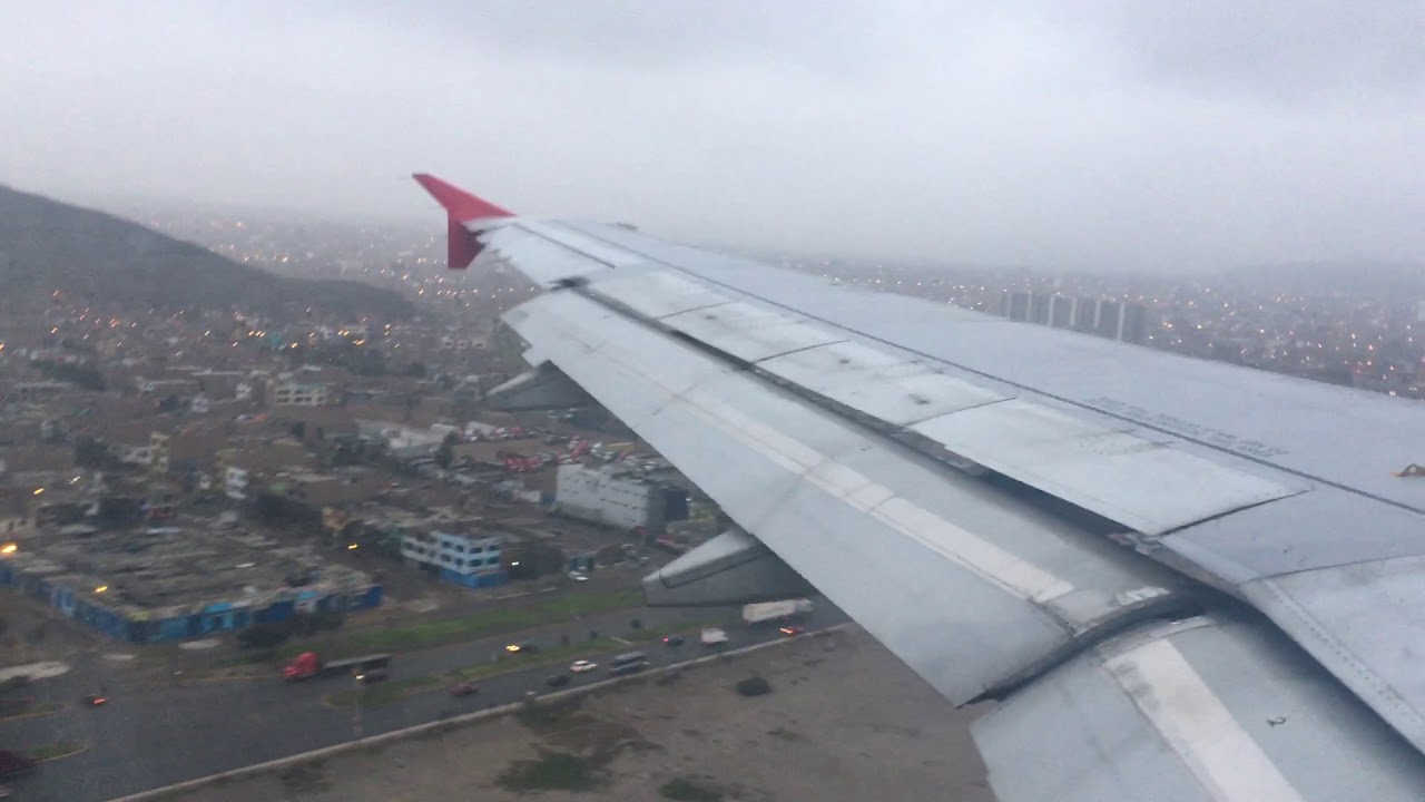 Aterrizaje en el aeropuerto Internacional Jorge Chávez, Lima, LATAM, A319