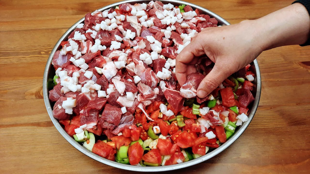 Вкусная выпечка из мясных кубиков. Практический рецепт ужина. Турецкие рецепты