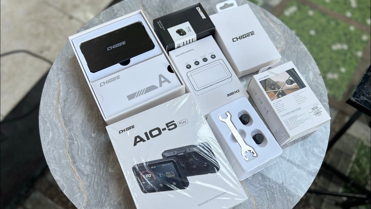 Mở hộp review bộ màn hình Chigee AIO - 5 Play chống nước kết hợp Carplay or Adroi auto | H2 LED