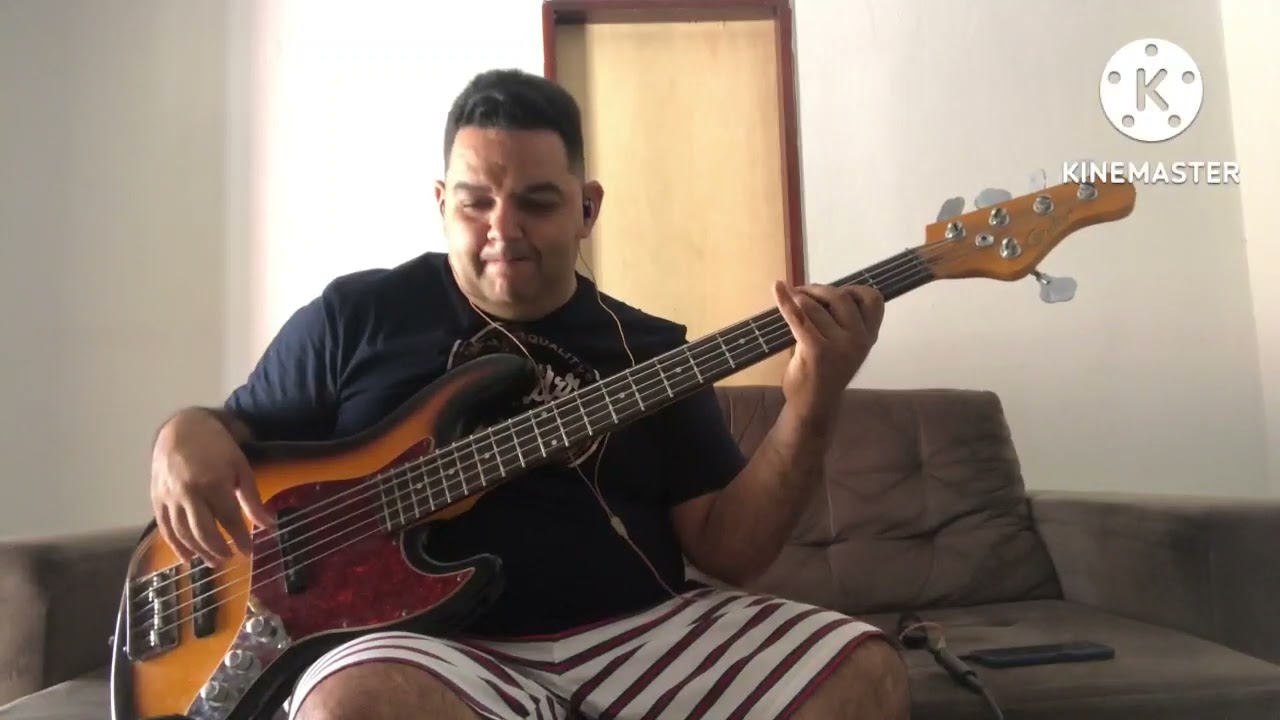 Ele Reina - Jefferson e Suelen (Bass cover) Cleitinho Bass! #jeffersonesuellen #elereina